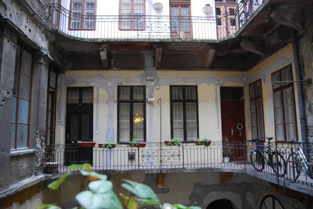Budapest Centrum Cozy Hostel Exterior foto