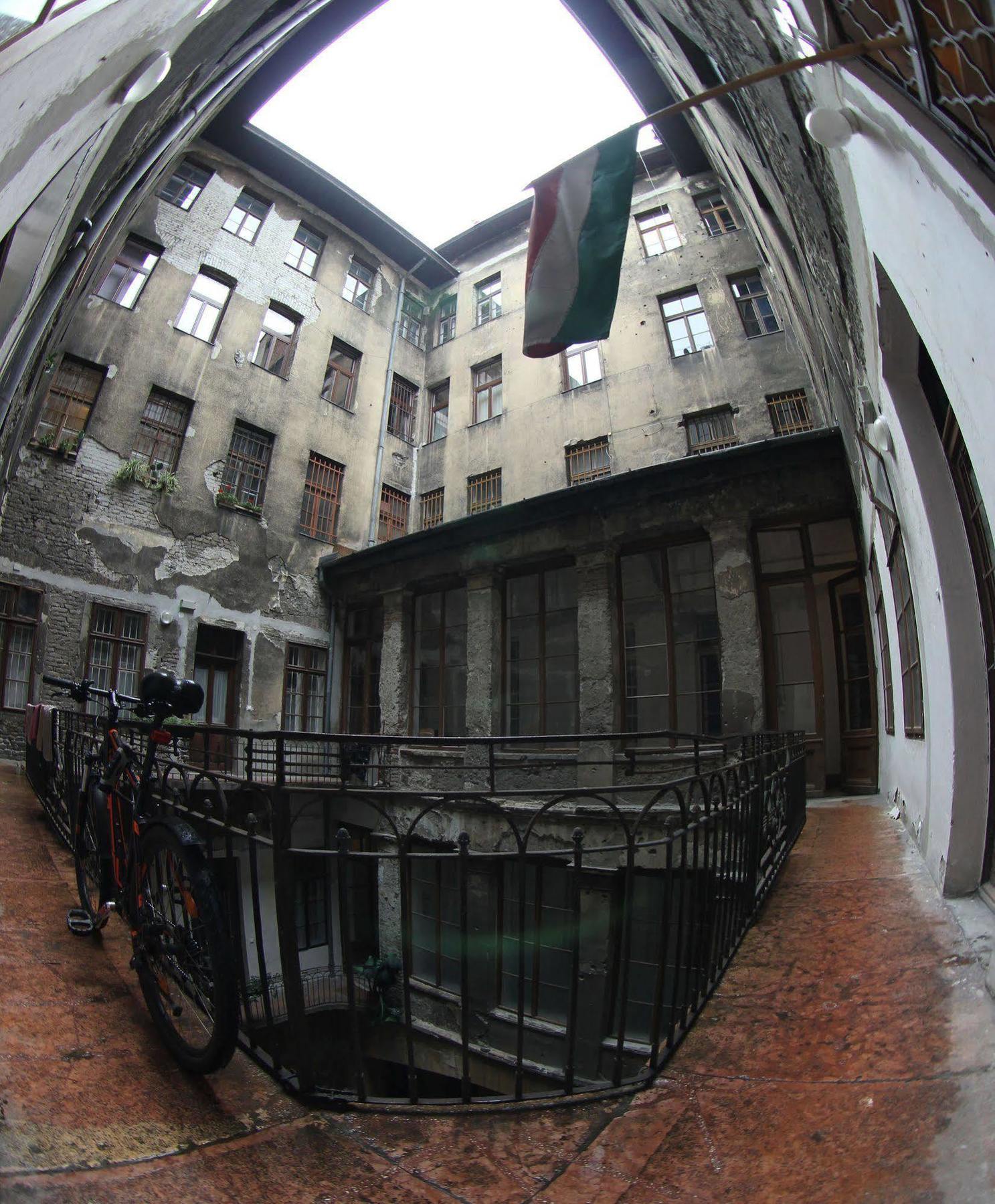 Budapest Centrum Cozy Hostel Exterior foto